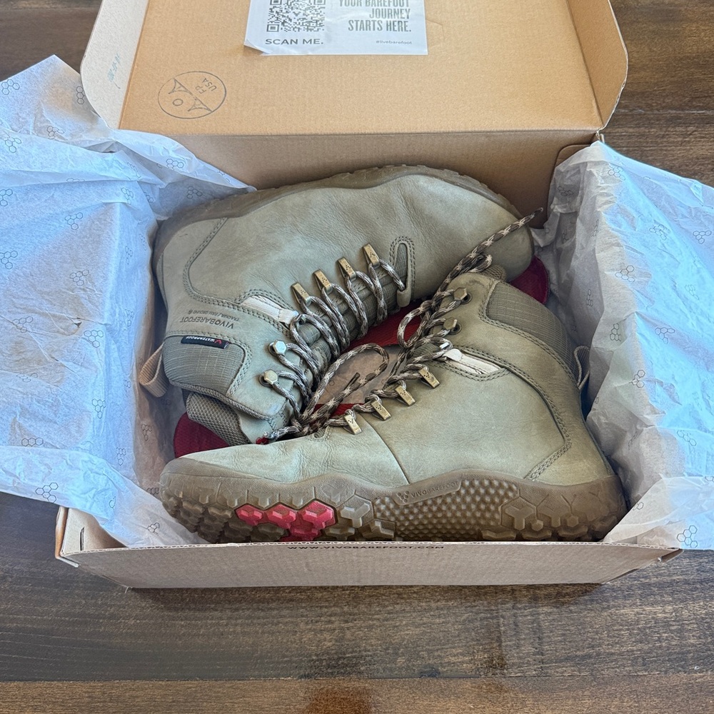 Women’s Tracker Boots